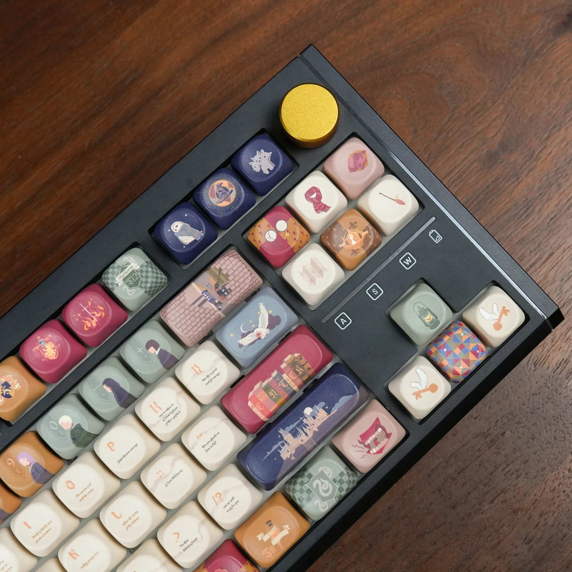 PYROIS 87 Black Prebuilt - Hogwarts - Image 3